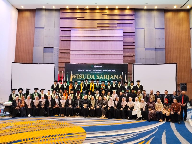 Foto: Prosesi wisuda ke-V dan ramah tamah Institut Parahikma Indonesia (IPI) di Ballroom Hotel Four Points By Sheraton Makassar  pada hari Selasa (17/12/2024).
