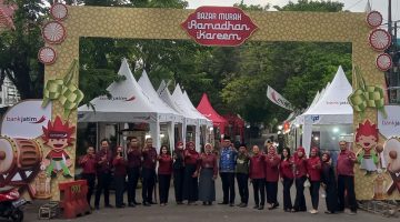 Bazar Murah Ramadhan Kareem, Bank Jatim Cabang Kraksaan Persiapkan Sembako Murah Selama Lima Hari Kedepan.