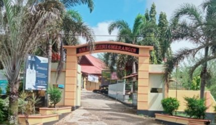 IMG 20250314 083655 700 x 400 piksel Miris, Sejumlah Kuli Bangunan di SMAN 6 Merangin Tak di Bayar, Dana BOS Kemana..? Suara Utama ID Mengabarkan Kebenaran | Website Resmi Suara Utama