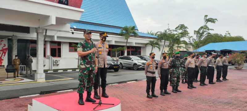 Foto: Aksi BEM dan Ormawa Politeknik Negeri Bengkalis serta Aliansi Mahasiswa Cipayung serta Paguyuban se-Kabupaten dikawal oleh Polres Bengkalis/Suara Utama ID 