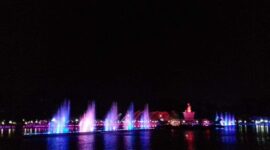 Foto: Air Mancur Taman Sri Baduga Maharaja Purwakarta, Jawa Barat, Sabtu malam, 29 juli 2017/Suara Utama-Ibrahim Hasan