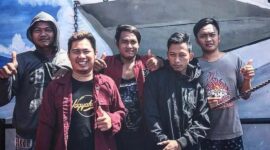 Foto: Doc. Teman - Teman Mbolang Bonek Mas Andre Hariyanto (AR CoGan) Lelaki kelahiran Mojokerto, 24 Mei 1993 seorang anak perantauan dan putra pertama tulang punggung keluarga dari Ibu Erni Santoso yang kini menjanda ditinggal mati - 081232729720/Suara Utama ID
