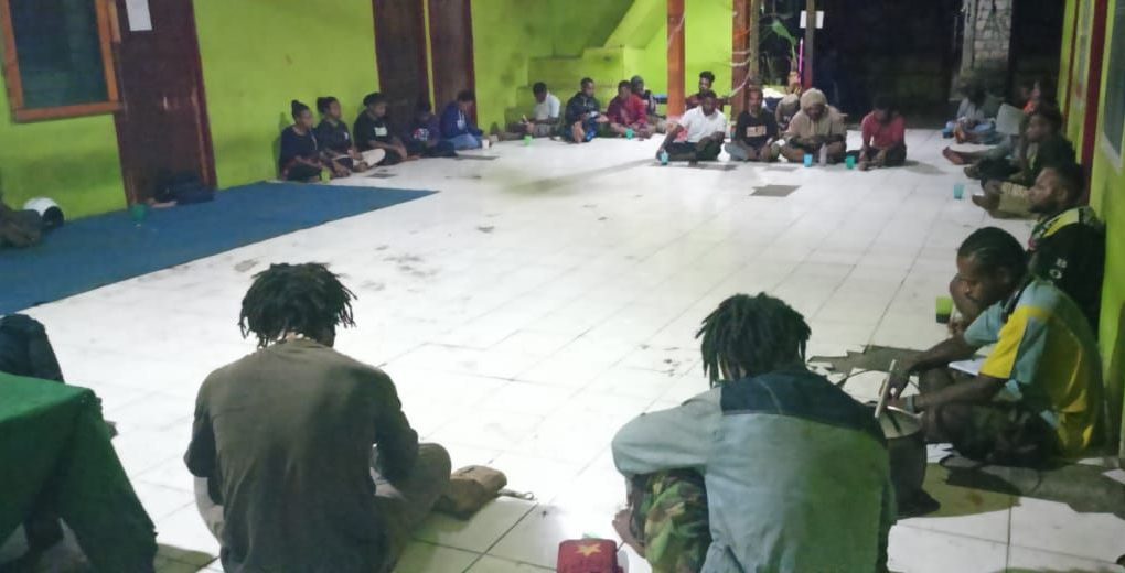 FK-PMLHK Menggelar Diskusi Lepas Pembungkaman Ruang Demokrasi di Papua
