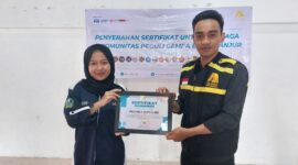 Serah Terima Sertifikat Antar Komunitas Peduli Gempa Cianjur, AII Kolaborasi YPPN di Pendopo Wahyun Asror Dua Yogyakarta. Foto: Mas Andre Hariyanto (SUARA UTAMA)