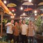 Kopdar dan Silaturahmi Penulis Wartawan Jurnalis Reporter Kantor Berita Suara Utama di Omah Pincuk Resto Pasar Minggu Jakarta. Foto; Mas Andre dan Eko Cahyo (SUARA UTAMA)