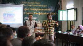 Komitmen DISKOPUKM DIY Wujudkan UKM Naik kelas dengan Pendampingan Bisnis bagi Tenant Teras Malioboro. Foto: Dok. Pribadi Dinas UMKM/Mas Andre Hariyanto (SUARA UTAMA) 