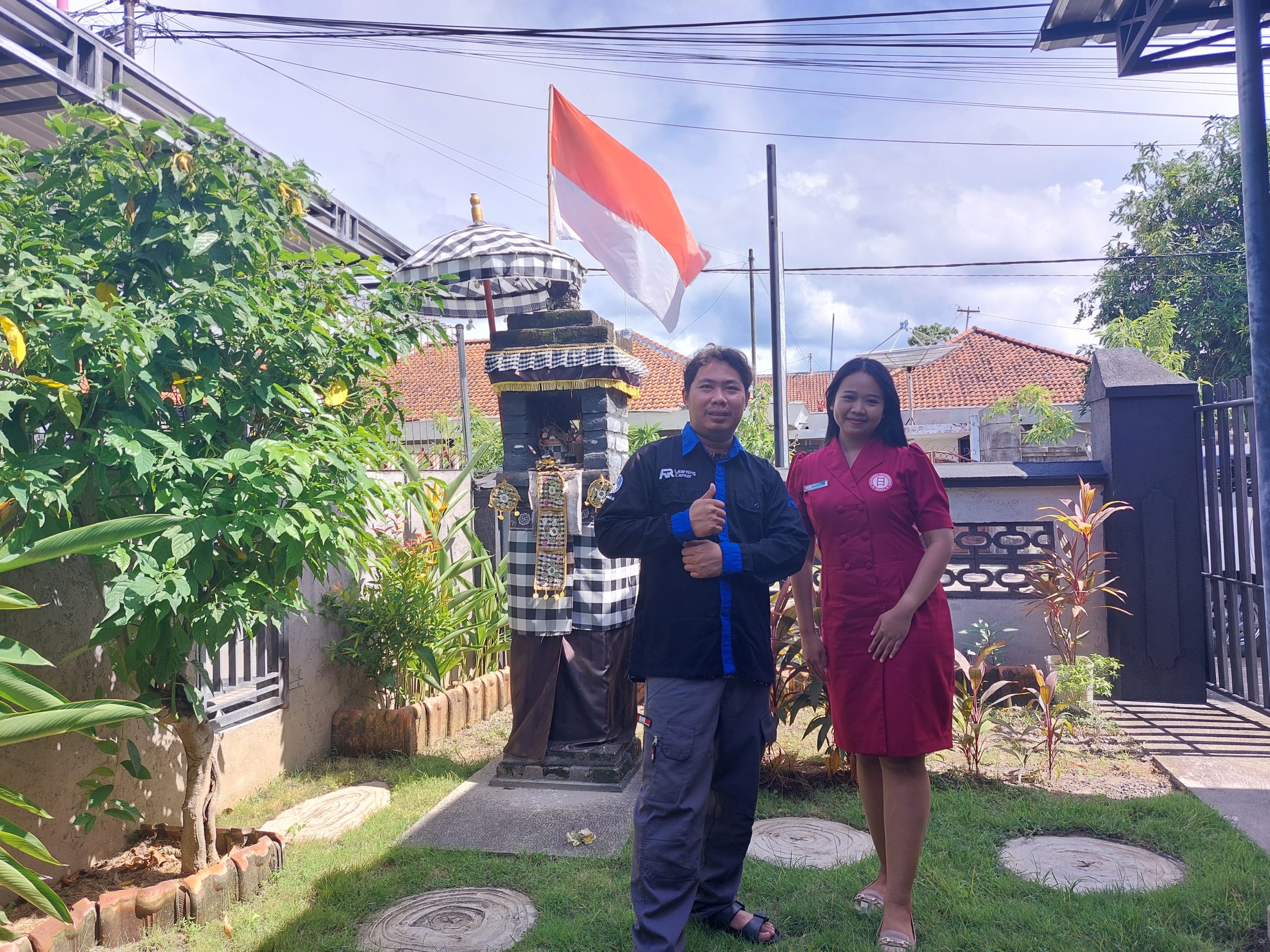 Owner AR Learning Center Mas Andre Hariyanto Silaturahmi Sowan di INATA Institute Singaraja Bali dan Beri Apresiasi Alumni dari Pulau DEWATA. Foto: Mas Andre Hariyanto (SUARA UTAMA)