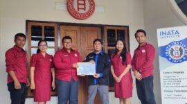 Owner AR Learning Center Mas Andre Hariyanto Silaturahmi Sowan di INATA Institute Singaraja Bali dan Beri Apresiasi Alumni dari Pulau DEWATA. Foto: Mas Andre Hariyanto (SUARA UTAMA)