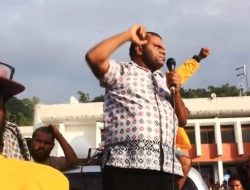 Aksi Rasisme 2019 di Papua adalah aksi spontanitas rakyat Papua . Victor Yeimo bagian dari korban. Semua pihak terutama penegak hukum harusnya bijaksana
