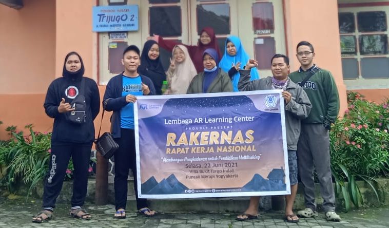 Hadirnya Lembaga AR Learning Center sebagai Motor Penggerak Kecerdasan anak Bangsa Republik Indonesia. Foto: Mas Andre Hariyanto (SUARA UTAMA)
