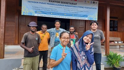 Wartawan Papua Silaturahmi dan Kerja Bakti di Kantor Suara Utama Yogyakarta
