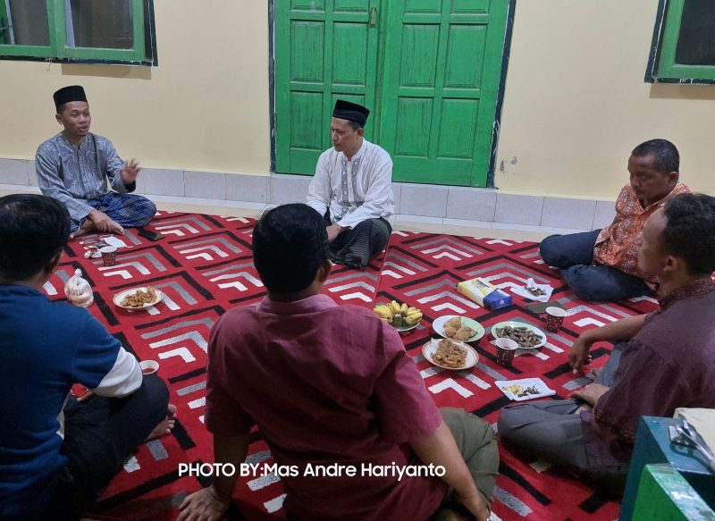 Jama'ah Masjid Wahyun Asror dua dan Masjid Al-Mukmin JASMIN 08 Pucanganom Yogyakarta Sukses Gelar Koordinasi Ramadhan 1444 Hijriyah. Foto: Mas Andre Hariyanto (SUARA UTAMA)