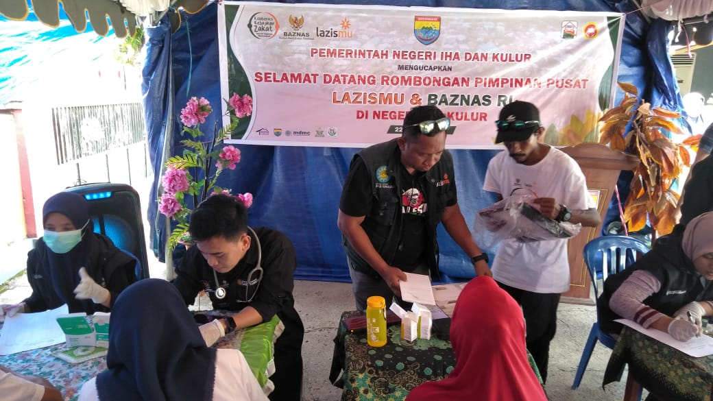 Layanan Kesehatan yang diadakan oleh Lazismu dan Baznas di Maluku