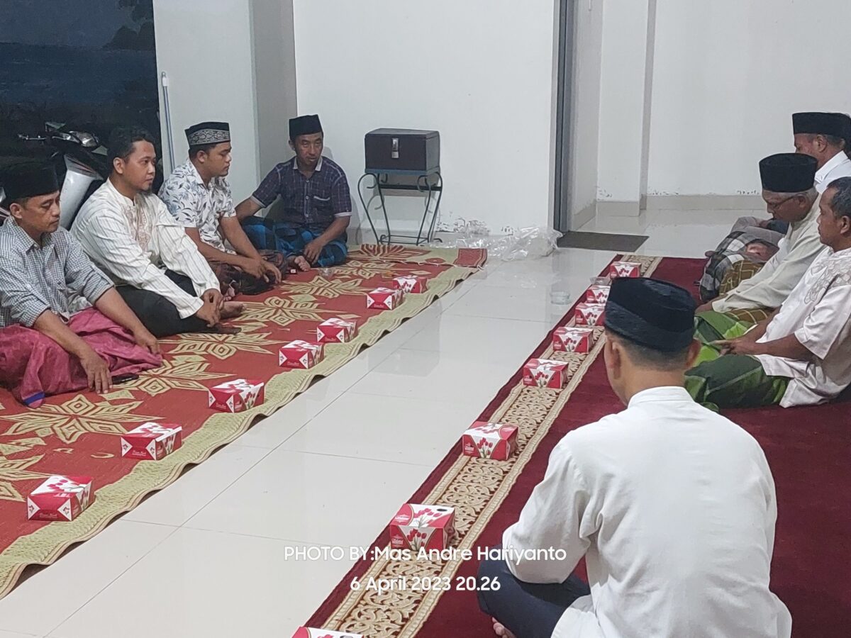 Ikhtiar Warga Pucanganom RT 08 Sleman Yogyakarta Siapkan Khataman Quran & Peringati Nuzulul Quran di Masjid Wahyun Asror Dua. Foto: Mas Andre Hariyanto (SUARA UTAMA)