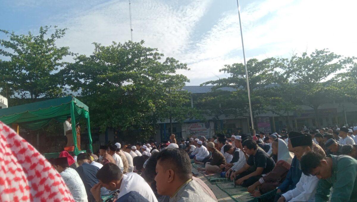 Foto Dokumentasi Suhardi, Jamaah sholat idul fitri 1444 H di PDM. Muhammadiyah Asahan