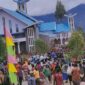 Suasana Umat setelah perayaan misa Jumad Agung di gereja St.Micahel Bilogai, Intan Jaya, Papua Tengah