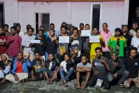 Foto Saat pernyataan sikap bersama di halaman asdo jogja