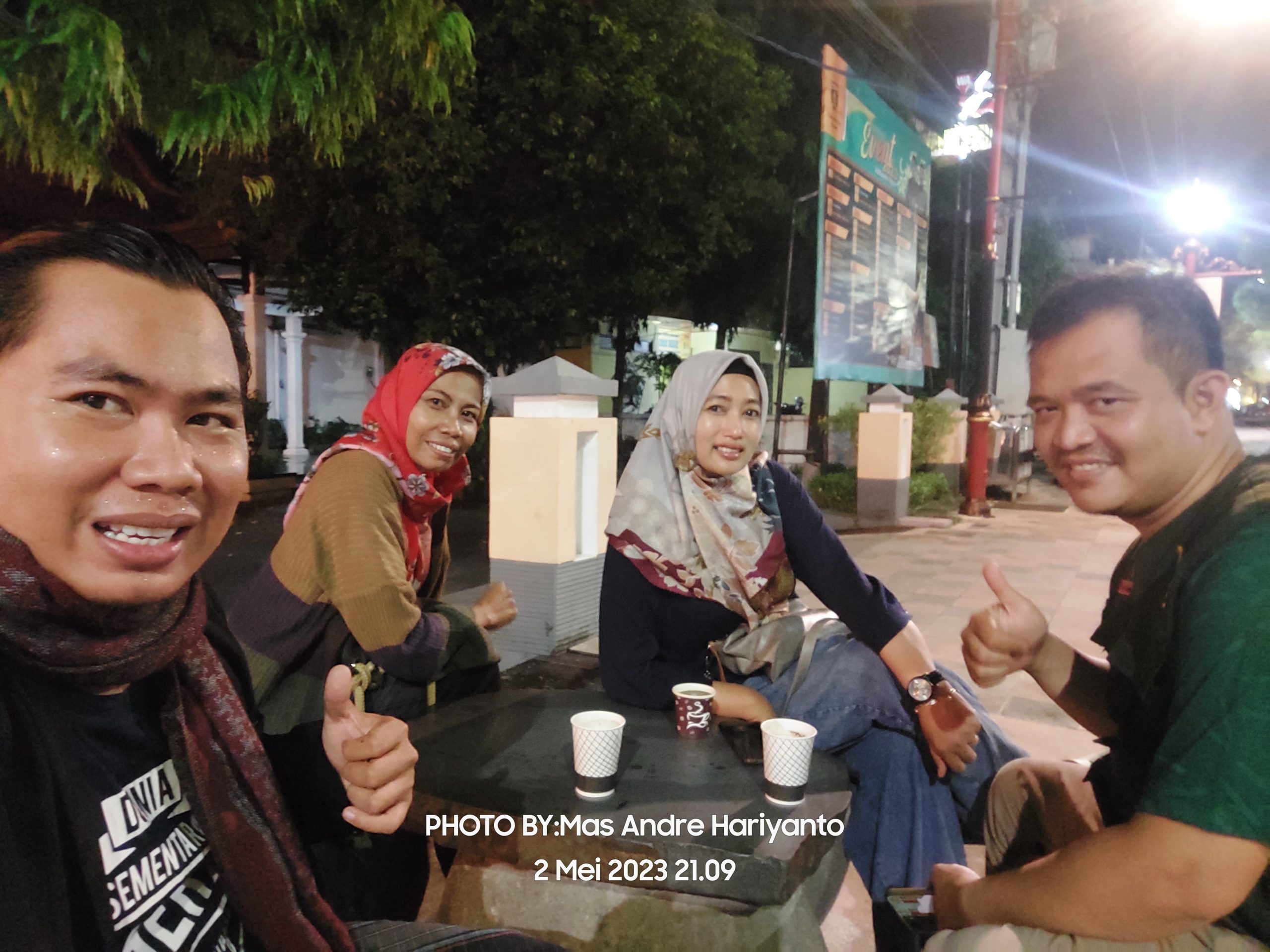 Meet Up & Silaturahmi Mas Andre Hariyanto Pemred RSU dan Kak Sam Wapemred RSU di Kabupaten Ngawi. Foto: Mas Andre H/Mami Luki Flora/Anggi (SUARA UTAMA)