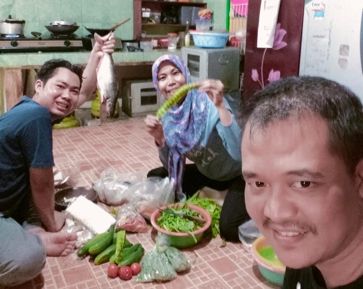 Meet Up & Silaturahmi Mas Andre Hariyanto Pemred RSU dan Kak Sam Wapemred RSU di Kabupaten Ngawi. Foto: Mas Andre H/Mami Luki Flora/Anggi (SUARA UTAMA)