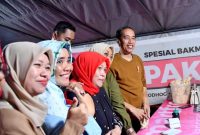 Foto Dokumentasi Mas Andre Hariyanto,Presiden Jokowi Icip Kuliner Bakmi Legendaris di Yogyakarta.