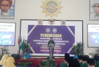 Pengukuhan Unsur Pembantu Pimpinan PDM Wonosobo oleh Ketua PDM Wonosobo Drs.H.Bambang WEN,.MM. Foto : Ilham Akbar (SUARA UTAMA)