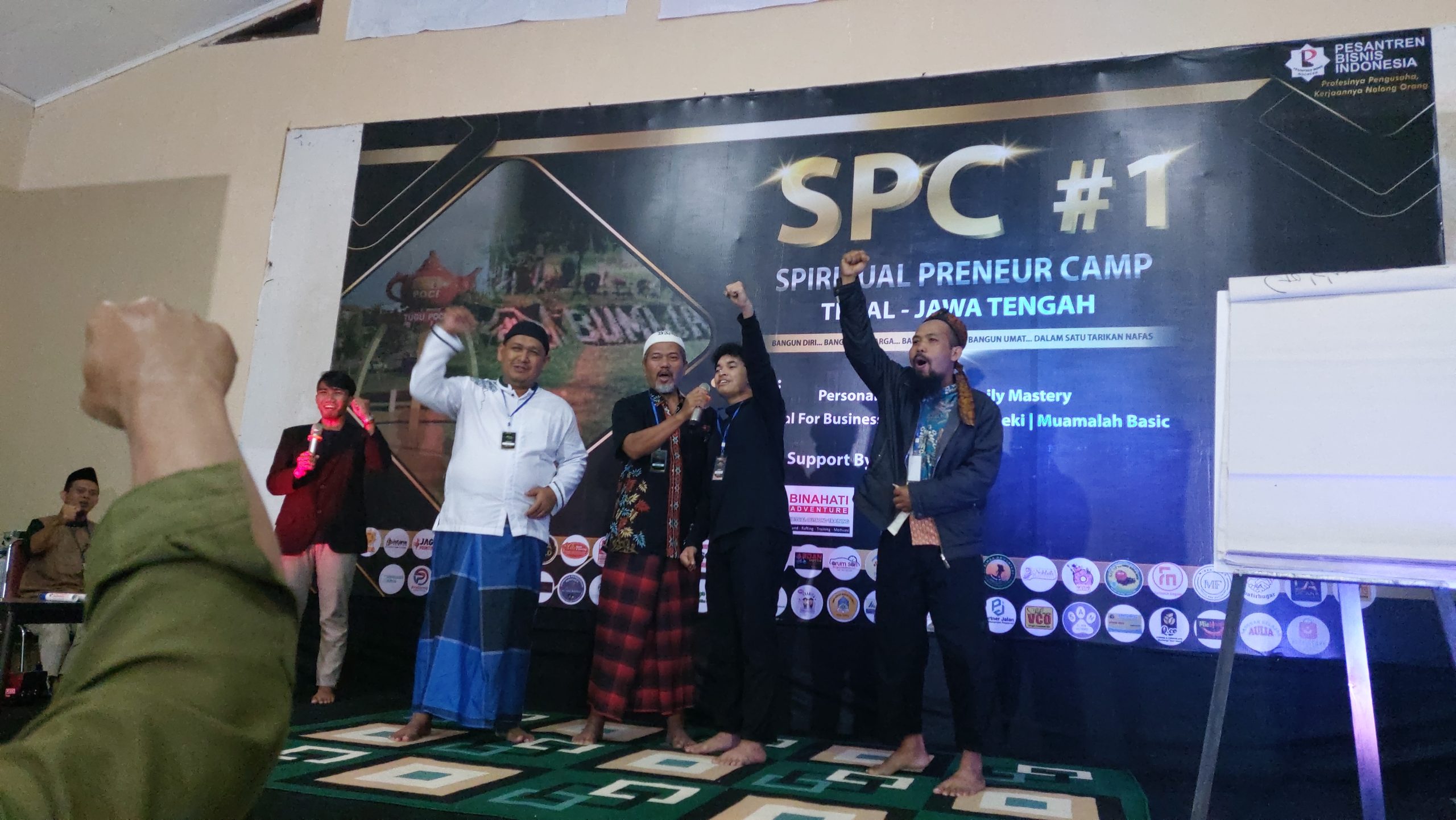 Sukses Gelar SPC di Tegal, Pesantren Bisnis Indonesia Lahirkan Pengusaha Muslim Berkarakter. Foto: Mas Andre Hariyanto (SUARA UTAMA)