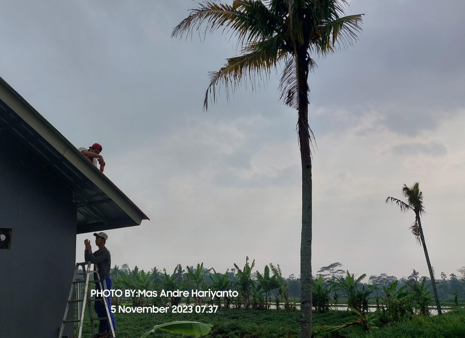 Tragedi Hujan Lebat dan Angin Kencang di Pondok Quran Annahl & Sekitar Cianjur - Sukabumi. Foto: Mas Andre Hariyanto dan Abu Nahla As-Sundawy