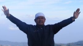 Keutamaan Membantu Kalangan Para Janda dan Miskin. Foto: Aan Alamsyah/Mas Andre Hariyanto (SUARA UTAMA)