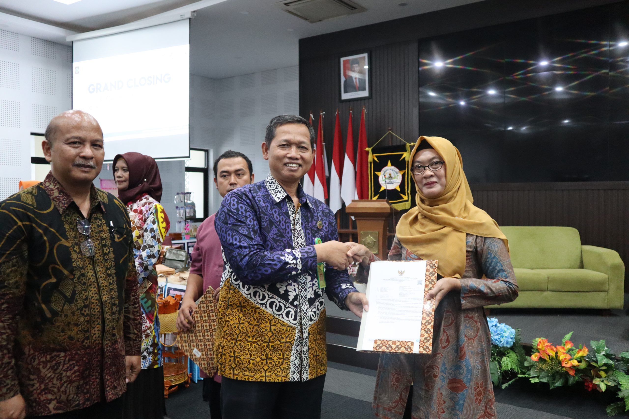 Grand Closing dan Business Matching Pelatihan Penguatan Kompetensi IKM Berbasis Teknologi dan Inovasi. FOTO: dr. Imam Khoirul Fajri, M.M/Mas Andre Hariyanto (SUARA UTAMA)