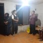 Foto Pengurus Laznas BMH Jawa Timur Gerai Malang bersama pasien ODGJ dan Keluarga