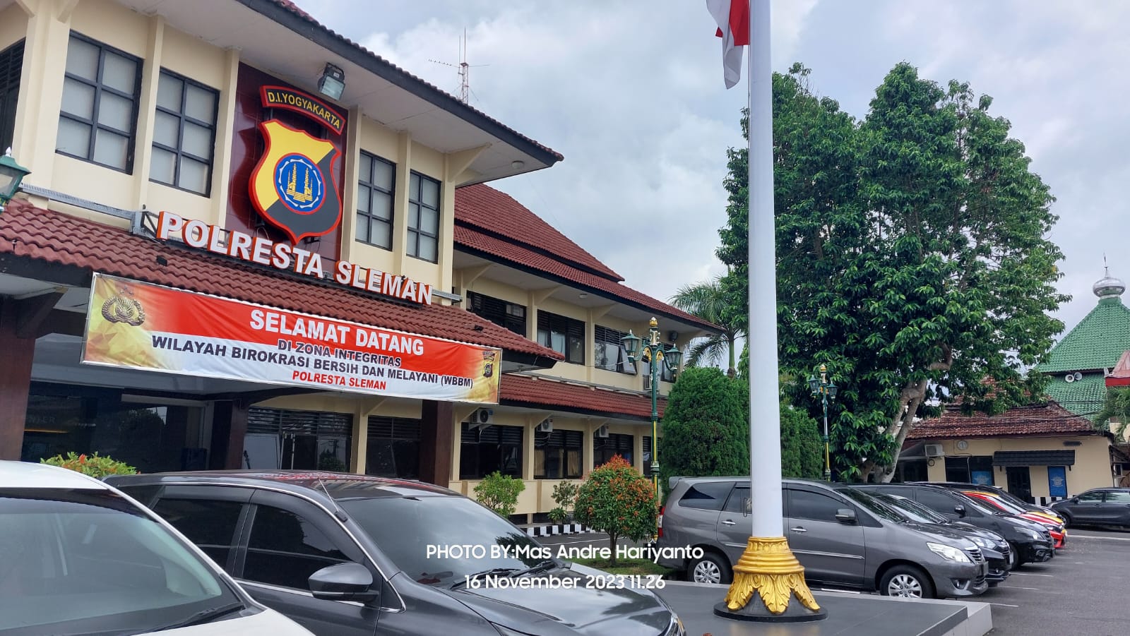 Ucapan Terima Kasih Andre Hariyanto kepada Polisi Yogyakarta/Polresta Sleman. Pelayanan Baik dan Cepat. FOTO: Mas Andre Hariyanto dan Dok. Kepolisian D.I. Yogyakarta (SUARA UTAMA)