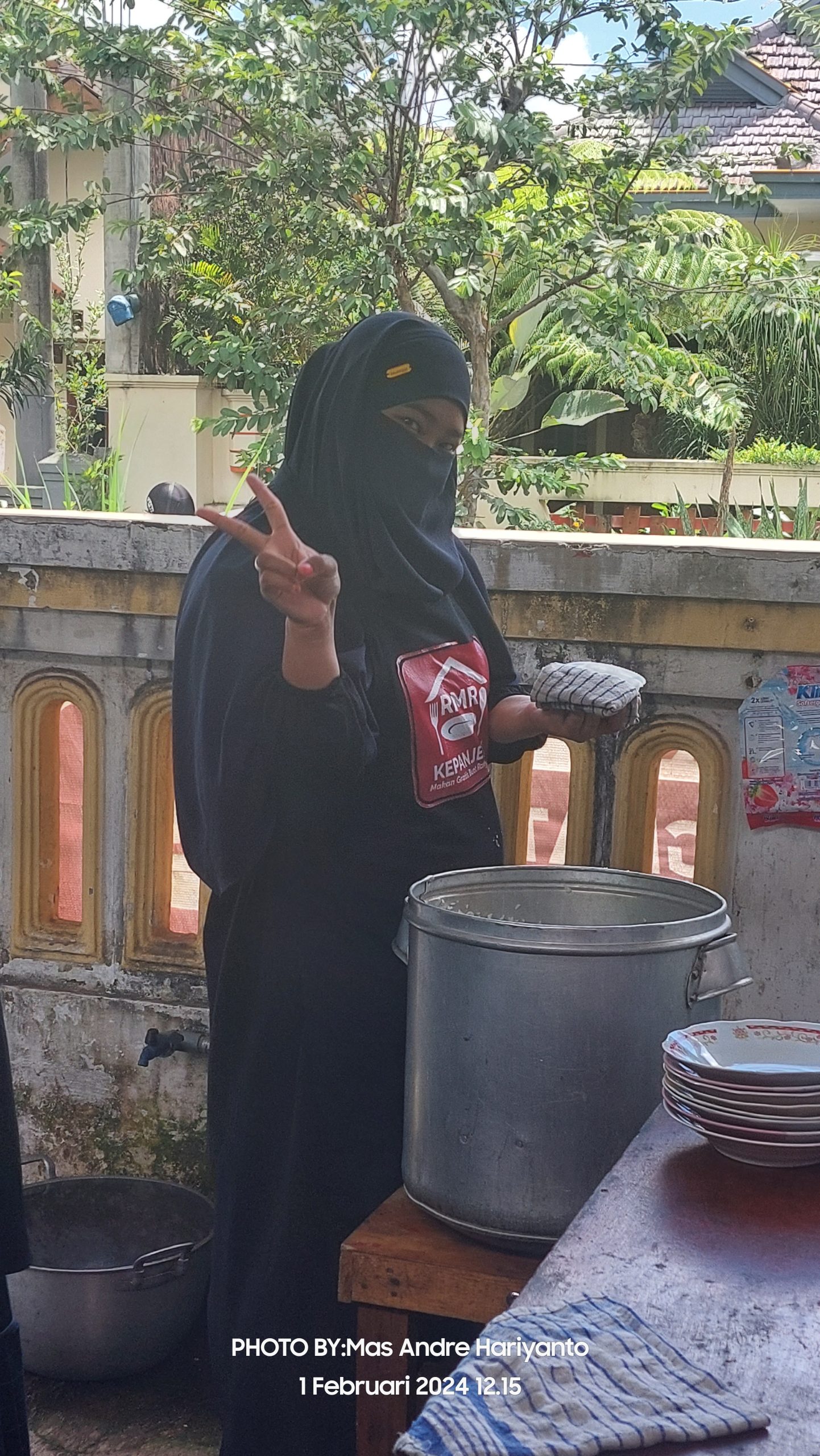 Silaturahmi Mas Andre Hariyanto Youtuber AR CoGan bersama Keluarga Besar di Roemah Makan Rakjat (RMR) Kepanjen Malang. FOTO: Aisyah Putri Widodo (SUARA UTAMA)