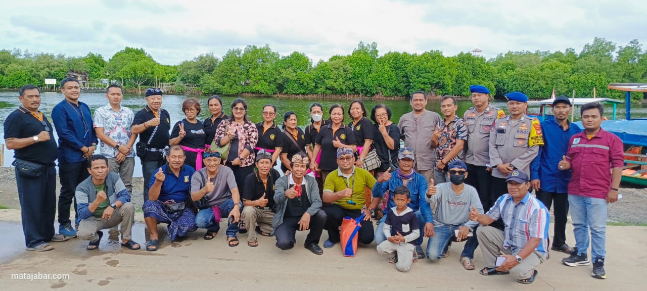 PHDI Kota Bekasi menyampaikan apresiasi setinggi-tingginya atas seluruh pemangku wilayah yang telah mensupport rencana umat Hindu perdana melaksanakan upacara melasti di Desa Segara Jaya Bekasi. (16/02/2024). (Berita: Idewa Adiyadnya/ Redaksi Suara Utama)