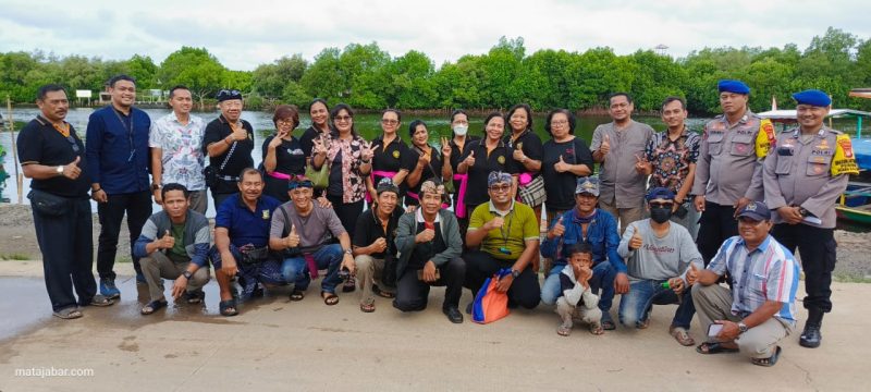 Koordinasi PHDI Kota Bekasi dan Panitia Nyepi tahun 2024 dalam rangka persiapan ritual melasti di kawasan Ekowisata Jembatan Cinta Segara Jaya Bekasi. (16/02/2024) (Berita: Idewa Adiyadnya/ Redaksi Suara Utama)