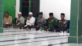 Suasana Istikhosah di Masjid Nurul Falah Kampung Bumi Dipasena Sejahtera (12/2) Foto: Edi Riyanto (suarautama.id)