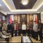 PHDI bersama Panitia Dharma Santi Nasional 2024 didampingi Koordinator Staf Khusus Presiden lakukan audiensi dengan Mensesneg. (Sumber: PHDI)