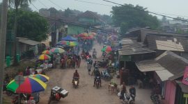 Suasana Pasar Ramadhan Gedung Karyajitu 2024. Foto: Titin Sulastri (suarautama.id)