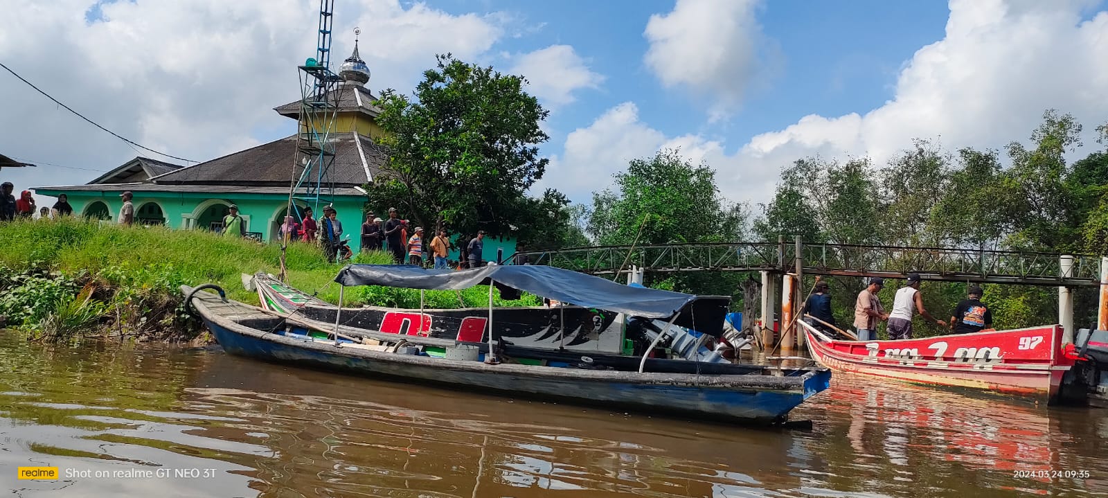 Petani Tambak Udang di Sumatra Selatan Diserang Buaya saat Akan Memanen ...