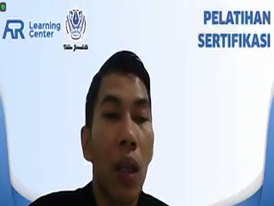 Yuan Badrianto Trainer Pelatihan dan Sertifikasi CHRA yang digelar oleh AR Learning Center 