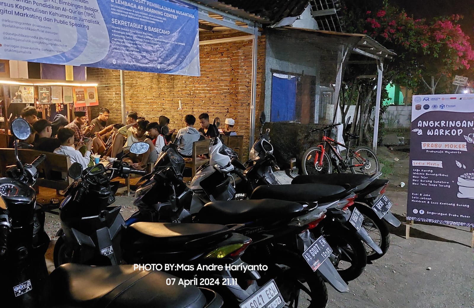 FOTO : Dok. Internal Angkringan Prabu Moker Dilem Kepanjen Kabupaten Malang Jawa Timur (Aisyah Putri Widodo/Suara Utama ID)