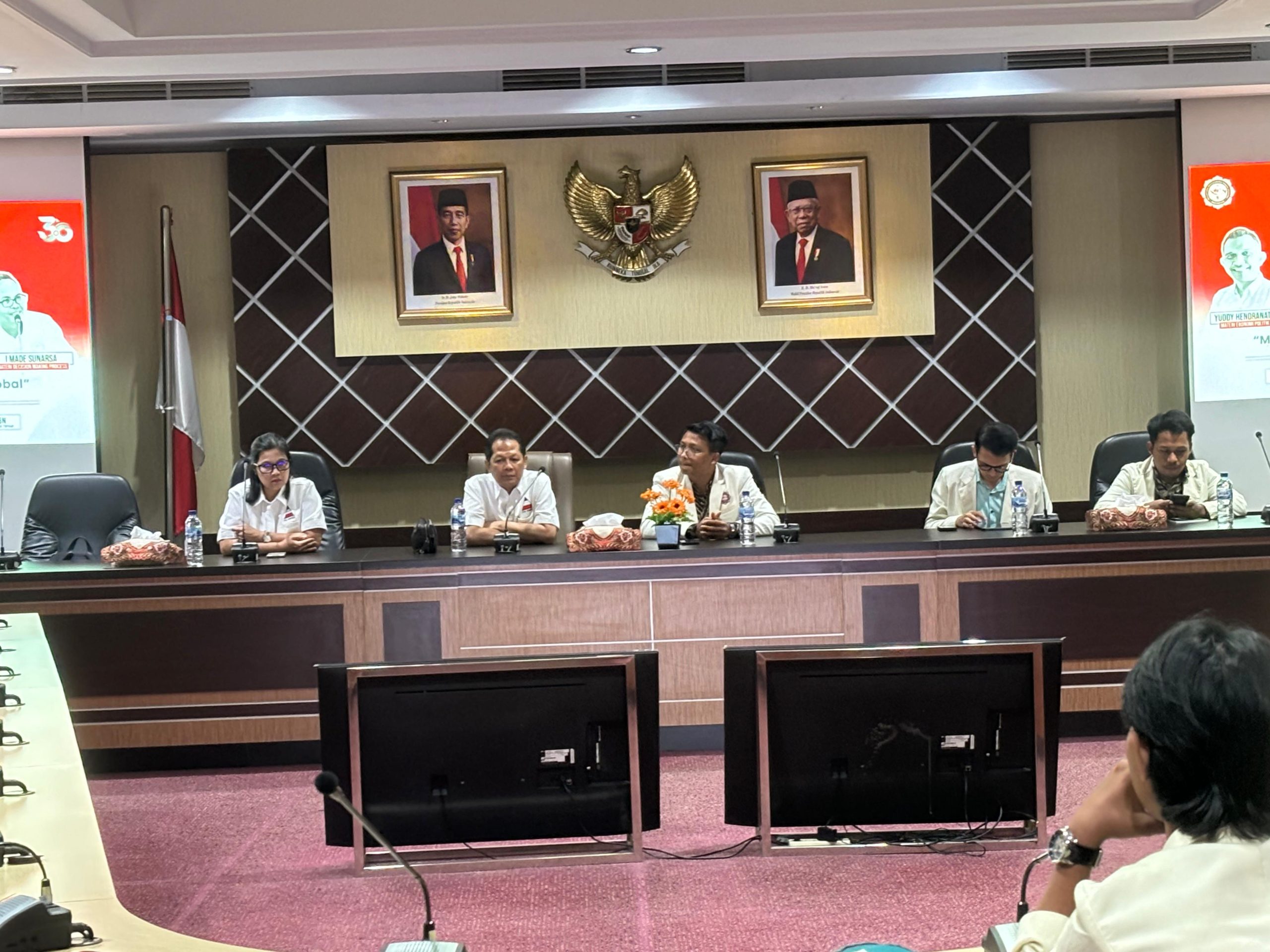 Pimpinan Pusat Kesatuan Mahasiswa Hindu Dharma Indonesia PP KMHDI melaksanakan Kaderisasi Tahap Dua (KT2)