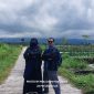FOTO : Mas Andre Hariyanto Pemimpin Redaksi Suara Utama ID dan Aisyah Putri Widodo Sekretaris Redaksi Suara Utama ID saat di Kawasan Gunung Semeru Lumajang Jawa Timur (SUARA UTAMA)