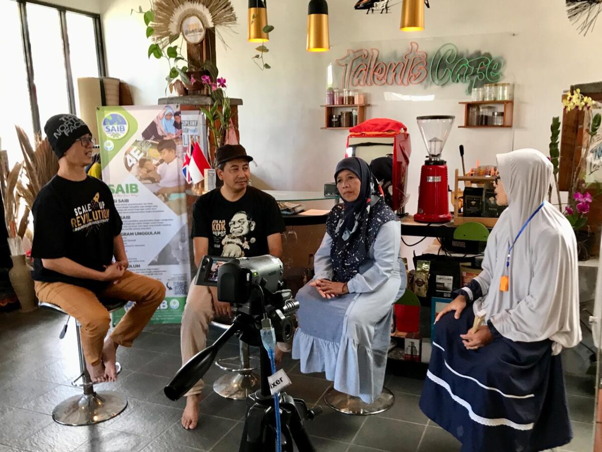 FOTO : Komnas Perlindungan Anak Kota Batu dan Nusantara Gilang Gemilang NGG Chapter Batu berkunjung di Sekolah Alam SAIB (Andre Hariyanto/Suara Utama ID)