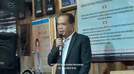 FOTO : Dokumentasi Jurnalis Senior Suara Utama Mas Andre Hariyanto dan Sekretaris Lembaga AR Learning Center Aisyah Putri Widodo saat mengikuti Kajian Spirit Gemilang bersama Coach Dr. Fahmi (Muhammad Humaira/SUARA UTAMA ID)