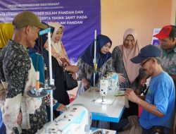 IMG 20240627 WA0033 Kelompok ke Ahliam Literasi Budaya Visual FSRB ITB Membina Perajin Anyaman Pandan, Desa Sungai Bakau Ketapang Dalam Memperkuat Identitas Budaya Melalui Peningkatan Kretivitas Suara Utama ID Mengabarkan Kebenaran | Website Resmi Suara Utama