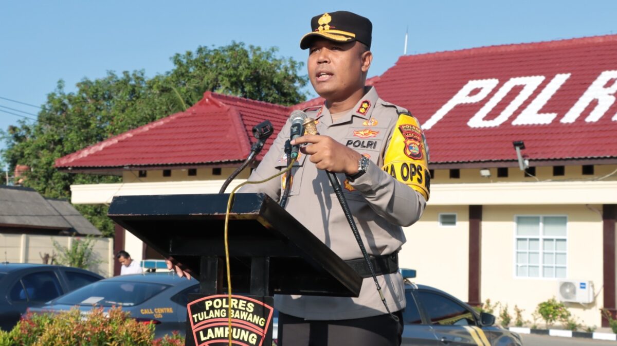 Polres Tulang Bawang Lampung Gelar Apel  Pengecekan Alsus dan Almatsus Jelang Pilkada Serentak 2024 : SUARA UTAMA.ID