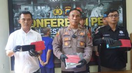 Foto; Polres Purbalingga - Polda Jateng | Polsek Karangmoncol mengungkap kasus pencurian yang terjadi di Desa Tamansari, Kecamatan Karangmoncol, Kabupaten Purbalingga. Tersangka yang merupakan residivis diamankan berikut barang buktinya.