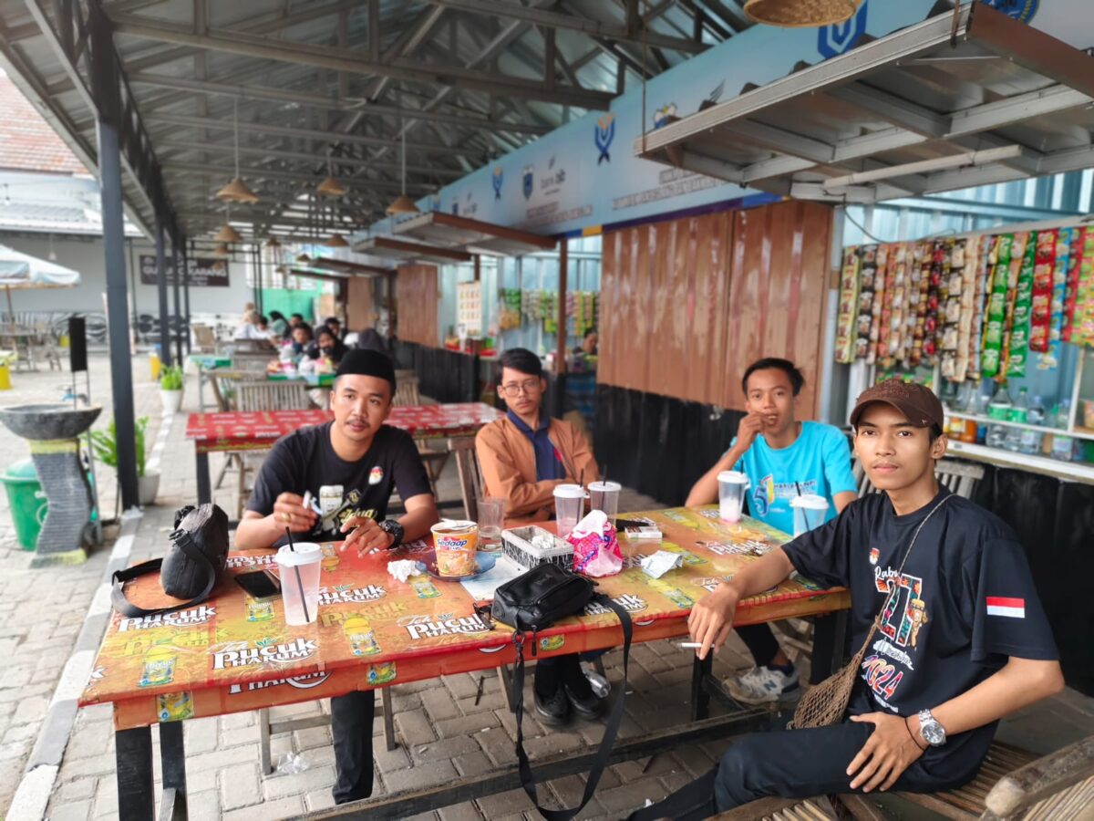 Foto: Ketua HMI Pandeglang Entis Sumantri, yang akrab disapa Tayo menyampaikan ke Media Dukung Pengembangan UMKM, Sabtu (24/08/2024).