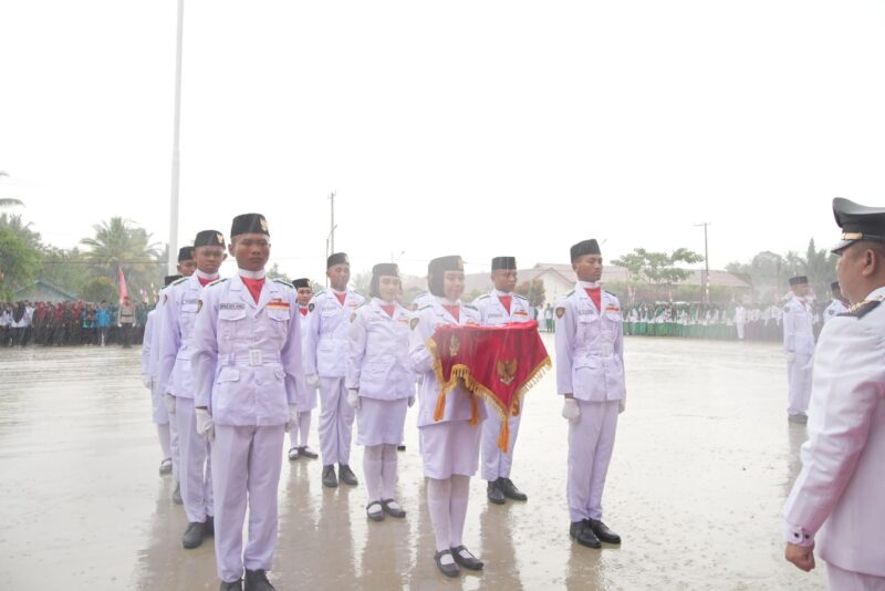 Foto: Kegiatan dalam penyambutan upacara HUT RI-79 di Kecamatan Anggana (Suarautama.id)