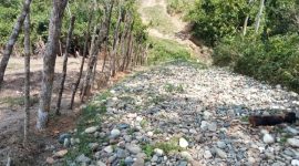 Foto : Jalan Usaha Tani yang di soal warga